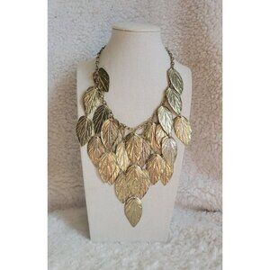 Bulky Gold Tone Dangle Chain Bib Style Leaf Costume Statement Necklace N1F